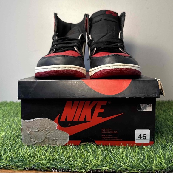 Nike Air Jordan 1 Retro High OG Bred Toe 2018 Red Black White - Picture 9 of 11